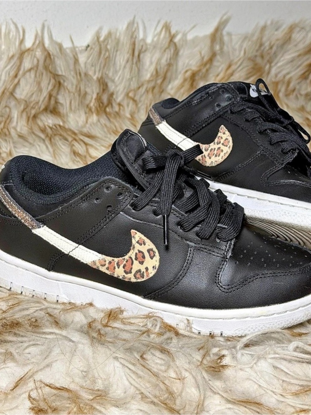 Nike Dunk Low SE 'Primal Black' Black & White Sneakers